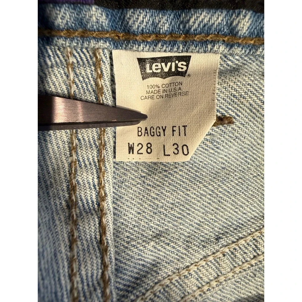 Vintage 1994 Levis SilverTab Baggy Fit Jeans USA Made Light Wash W28 L30